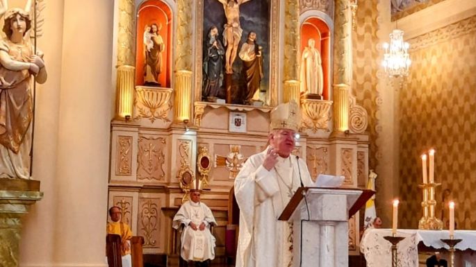 Aniversario de la Catedral junto al nuncio apostólico Miroslav Adamczyk