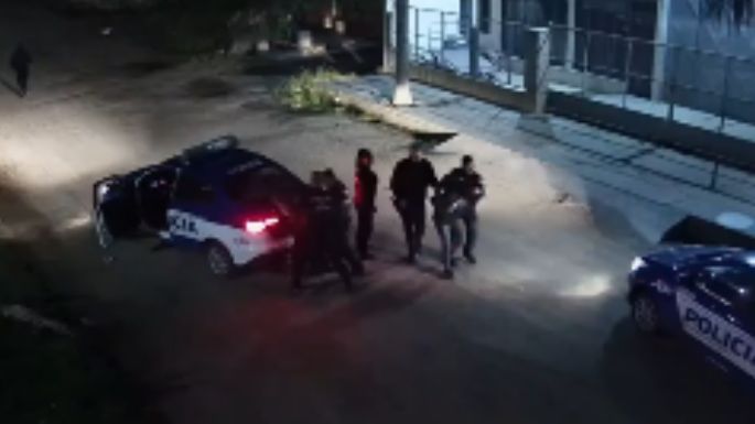 Dos detenidos por trepar postes públicos para robar cables 