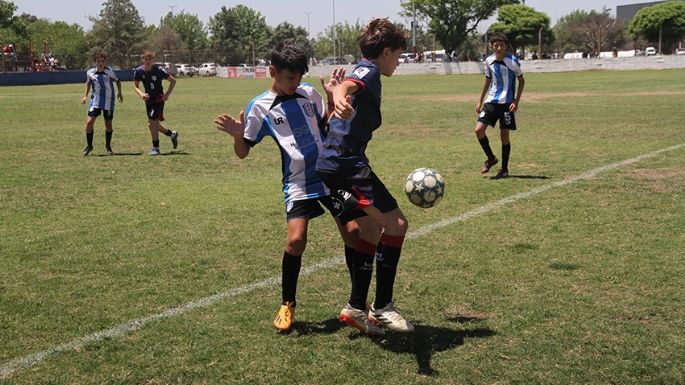 Alumni fue más en el clásico y se sumaron más líderes