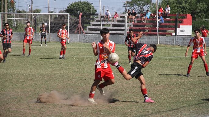 Alumni fue más en el clásico y se sumaron más líderes
