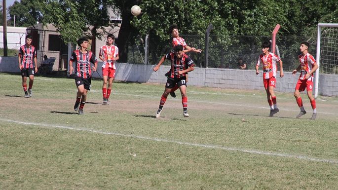 Alumni fue más en el clásico y se sumaron más líderes