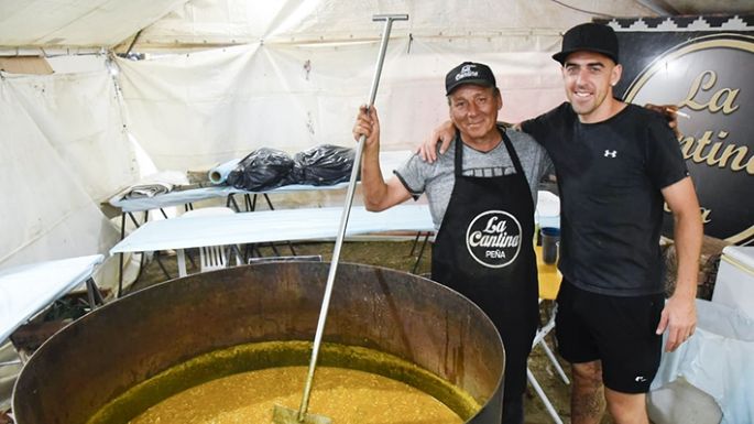 Primeros brindis en la gran Fiesta de la Cerveza Artesanal