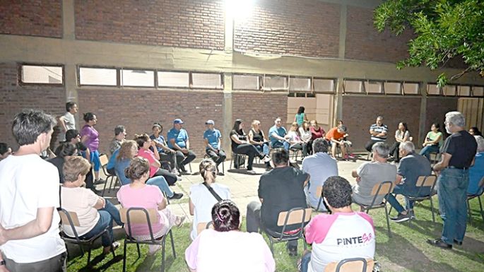 Reunión de vecinos y Seguridad