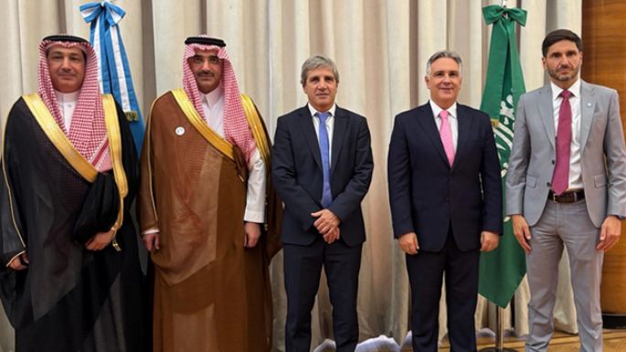 Firman avales para financiar el Acueducto Interprovincial
