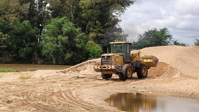 Dragado en el Río Ctalamochita