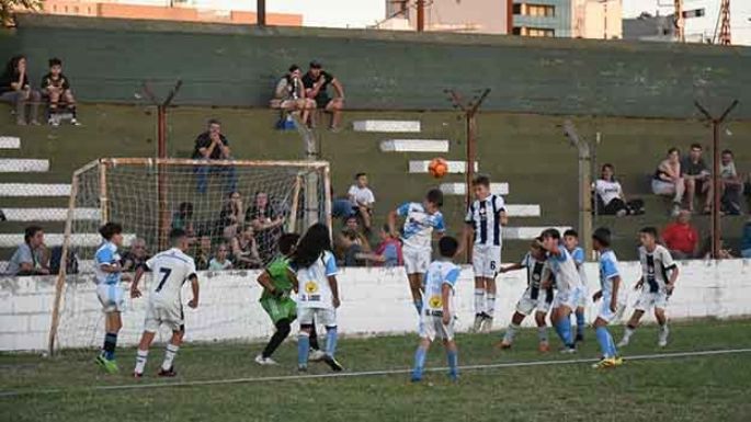 Emoción y fútbol frente a Talleres de Córdoba