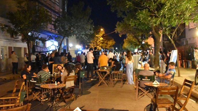 Una noche muy universitaria