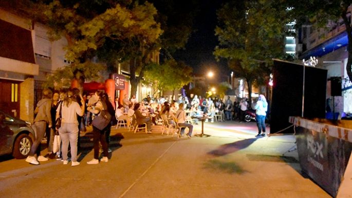 Una noche muy universitaria