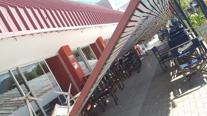 Se desplomó alero de la sede del Club Lambert