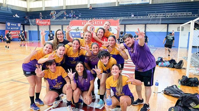CIEF se subió al podio del Clausura