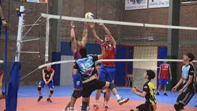 Rivadavia y Trinitarios, a semis
