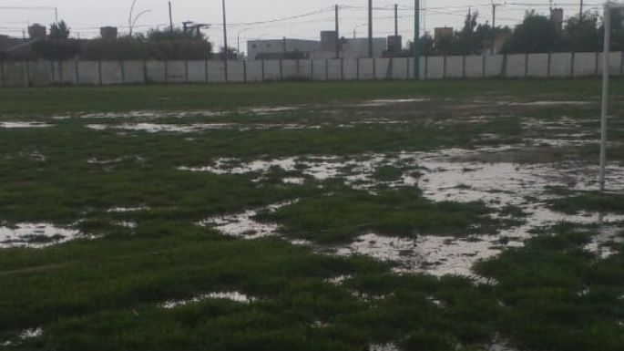 La lluvia aumentó el suspenso