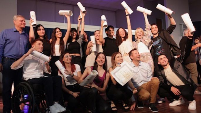 Ahora tocó el turno de diplomas en Humanas