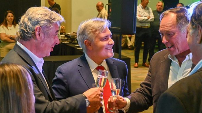 Martín Llaryora participó del brindis de la Mesa de Enlace