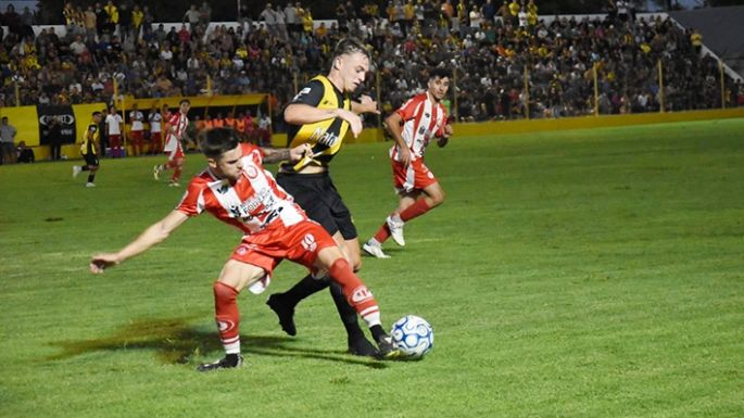 A Alumni se le escapó el Sapito