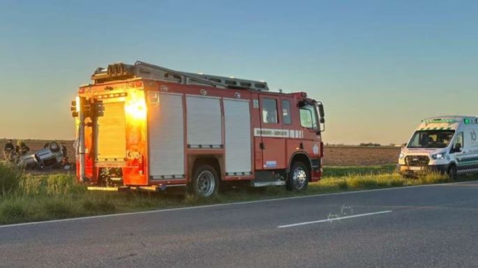 Una familia volcó en la ruta y falleció su bebé de 28 días