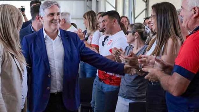 Más de $900 millones