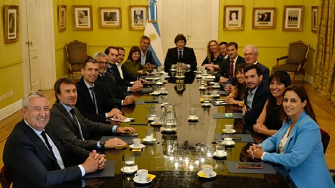 Radicales “libertarios” se reunieron con Milei
