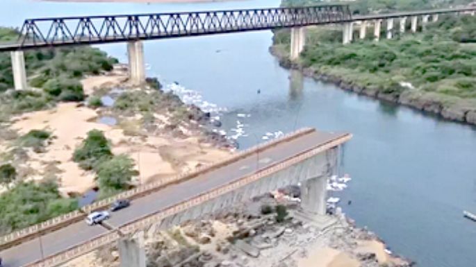 Ya son 10 los muertos por el derrumbe  de un puente