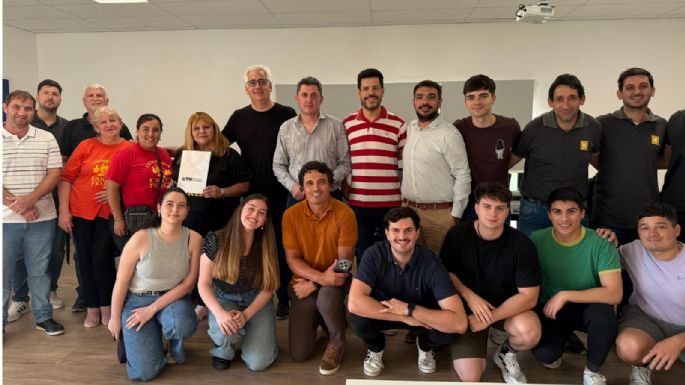 Estudiantes y docentes de la UTN crearon una página web para el Comedor Caritas Felices