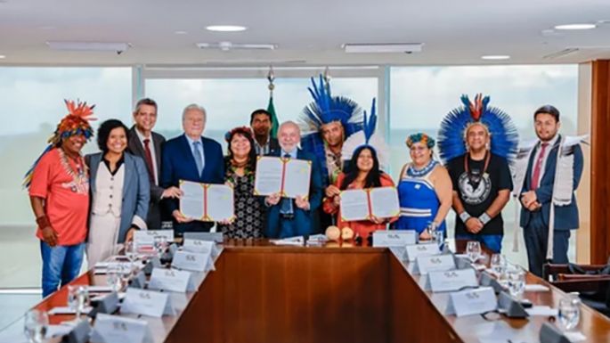 Lula creó por decreto tres nuevos territorios indígenas