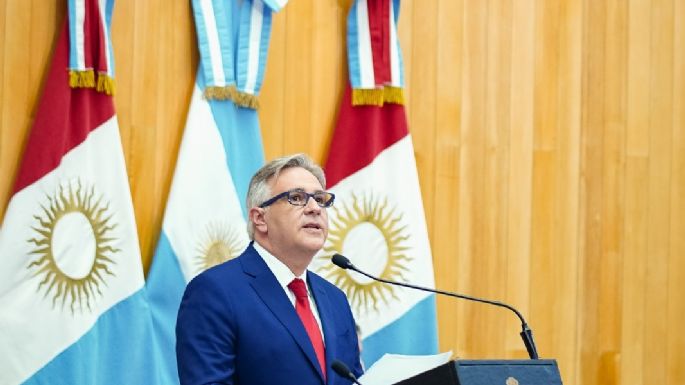 Llaryora: "El Presidente ya sabe y cuenta con nuestro apoyo para acompañar las medidas"