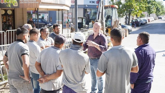 Se retomó la obra de desagües en zona peatonal de calle Corrientes
