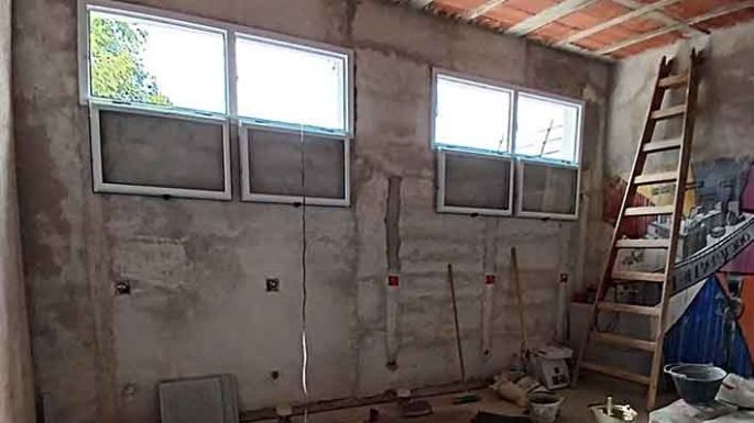 Reparan establecimientos escolares