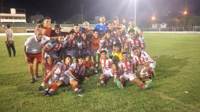 Alumni lo festejó por penales