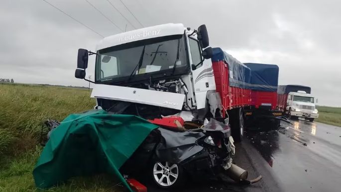 Dos muertos por un choque frontal en la ruta nacional 158