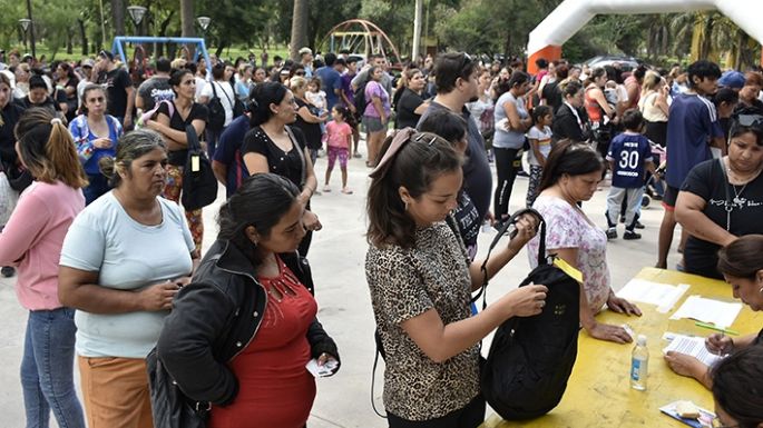 El municipio entregó útiles escolares