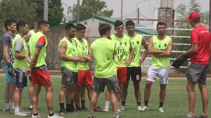 Clubes que se mueven en todos los frentes
