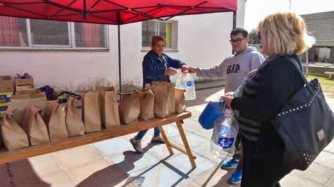 Vecinos podrán intercambiar residuos reciclables por verduras