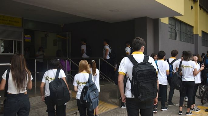 Iniciaron clases sin saber la cuota