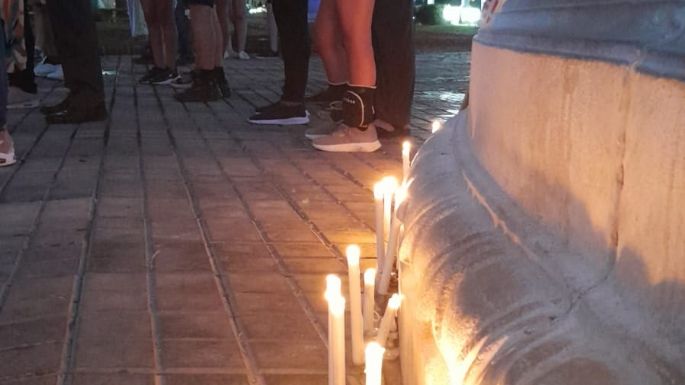 Jubilados se manifestaron en Plaza Centenario