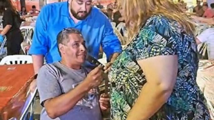 Le propuso casamiento a su novia en las Peñas
