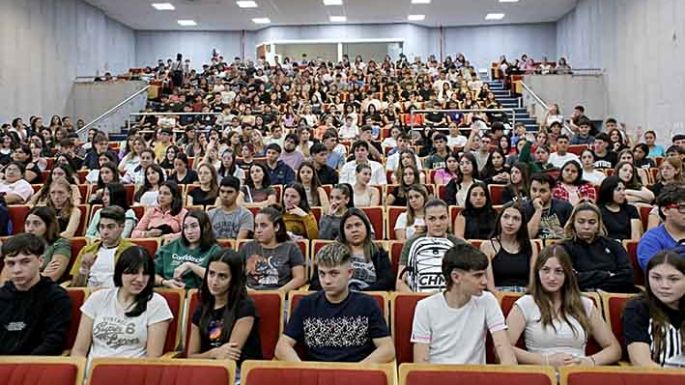 Más de mil ingresantes iniciaron su camino académico en la UNVM