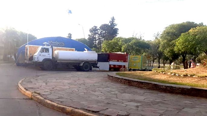 Queja por el servicio de riego en un barrio