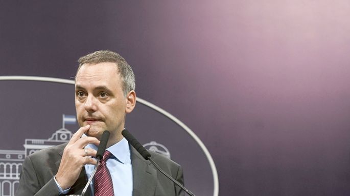 Milei aprieta a los gobernadores