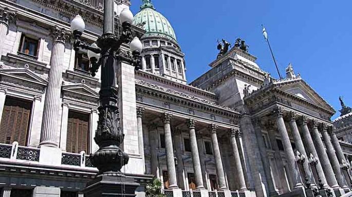 El Gobierno se cubrió con los aliados
