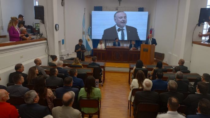 Accastello anunció que sumarán 15 colectivos, con aire acondicionado y rampas