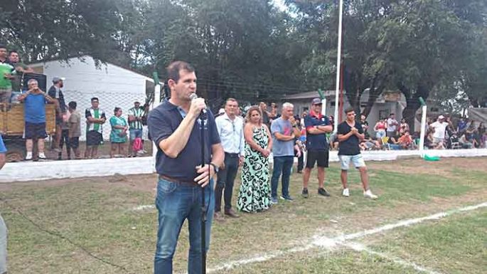 La emoción hizo de local