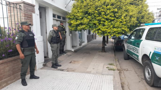 Allanamientos por narcotráfico y un policía Federal detenido