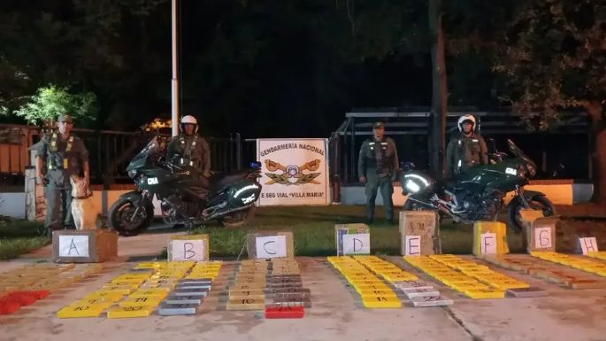 Hallaron 156 kilos de cocaína en la carga de un camión