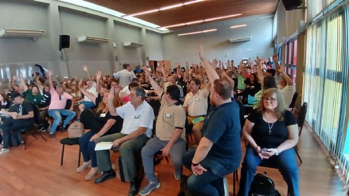 La UEPC aceptó la nueva propuesta salarial que ofreció el Gobierno provincial