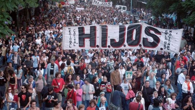 “30 mil razones para defender la patria”
