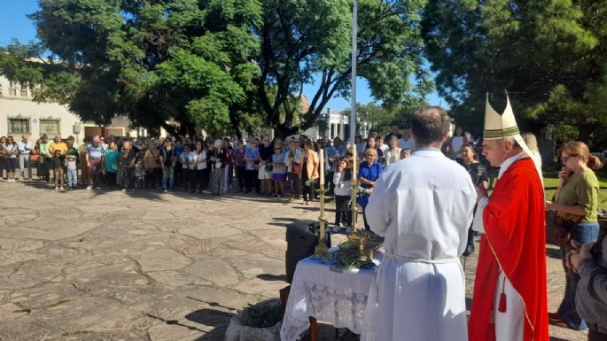 Vecinos participaron de la Misa de Ramos en la Catedral