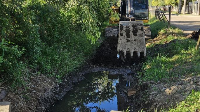 Avanzan en la reparación y desobstrucción de canales pluviales