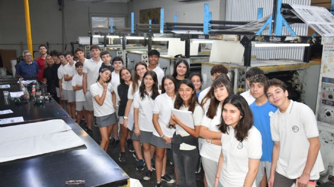Alumnos de la escuela Dante Alighieri visitaron elDiario