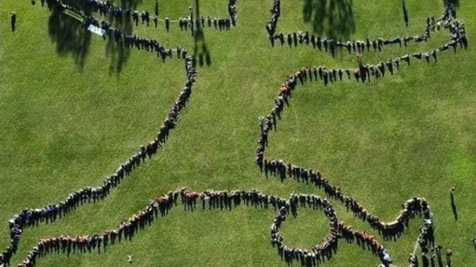 Niños cordobeses recrearon la histórica atajada del "Dibu" Martínez ante Francia